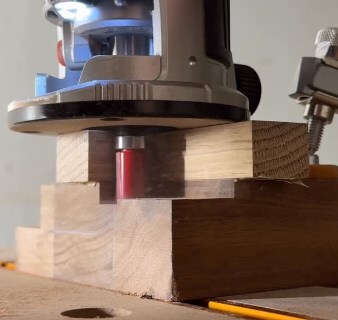 Top Bearing Flush Trim Bit